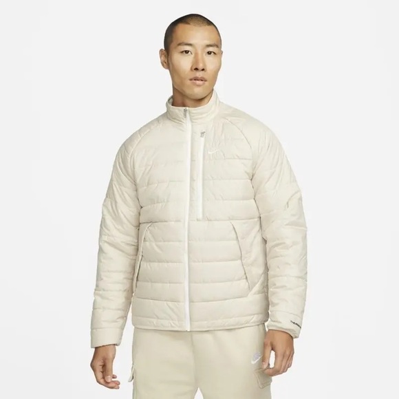 NIKE Legacy Puffer Therma-FIT Legacy Puffer Jacket - Picture 1 of 11